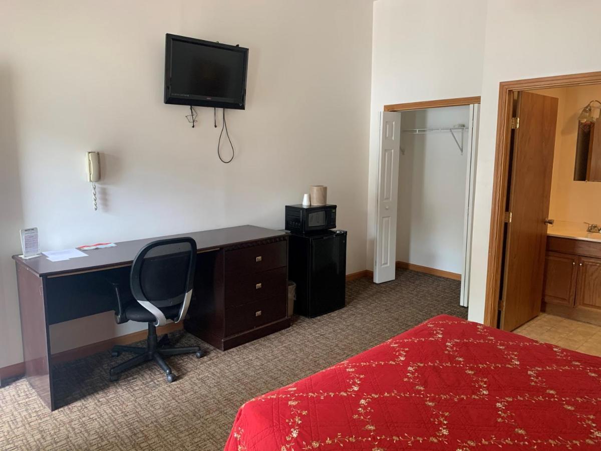 Haven Inn Glen Dale Экстерьер фото